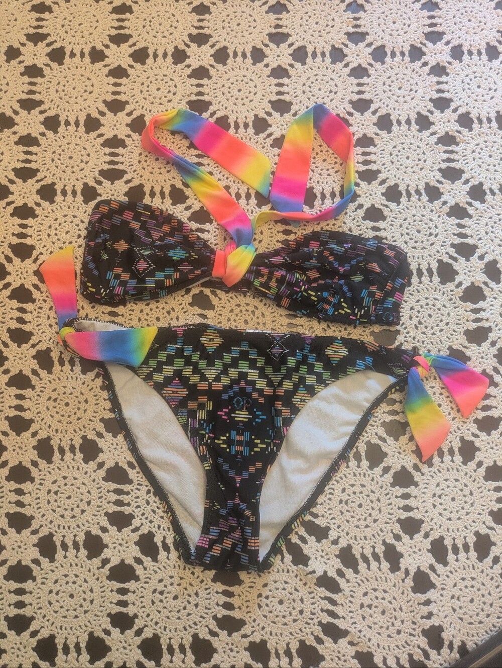 OP 2pc Swimsuit Multi Color Swimsuit- Size M (7-9) Bottom S/Ch (3-5) Top